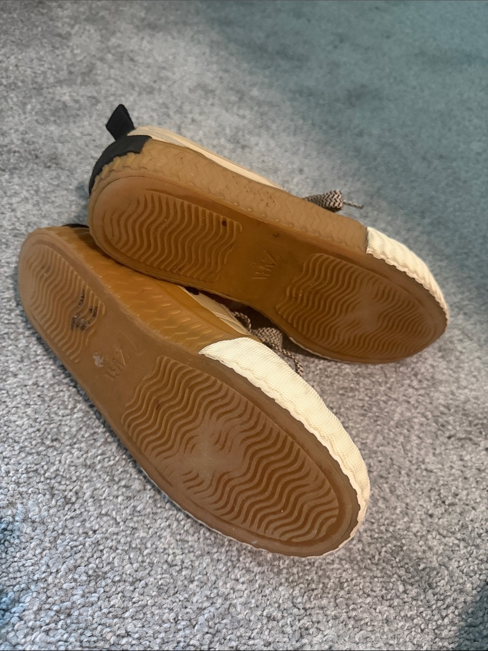 Zara Beige/Tan Low-Top Canvas Sneakers - Picture 5 of 6